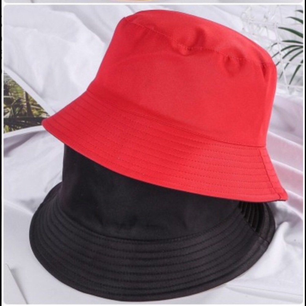 Reservable Bucket Hat Black And Red Adult Unisex